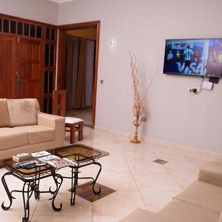 לינה וארוחת בוקר Arusha Royal מראה חיצוני תמונה