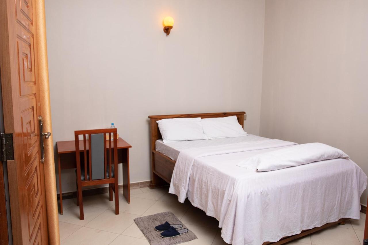 לינה וארוחת בוקר Arusha Royal מראה חיצוני תמונה